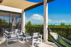 Villa in Long Bay - Bora Villa 4 BR