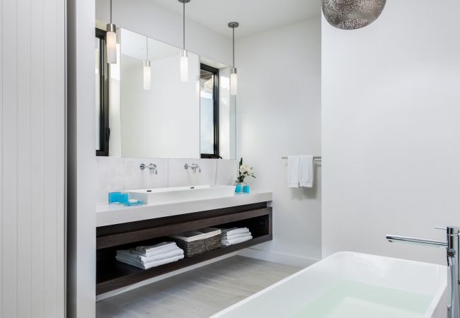 Villa in Long Bay - Brise De Mer 6 BR Villa Villa in Long Bay - Brise De Mer 6 BR Villa