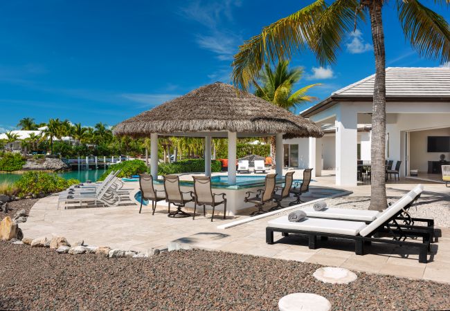 Villa in Leeward - Byculla Villa Villa in Leeward - Byculla Villa