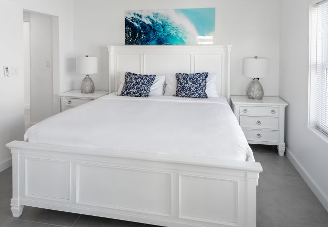 Condominium in Grace Bay - Carpe Diem 3 BR Condo Condominium in Grace Bay - Carpe Diem 3 BR Condo