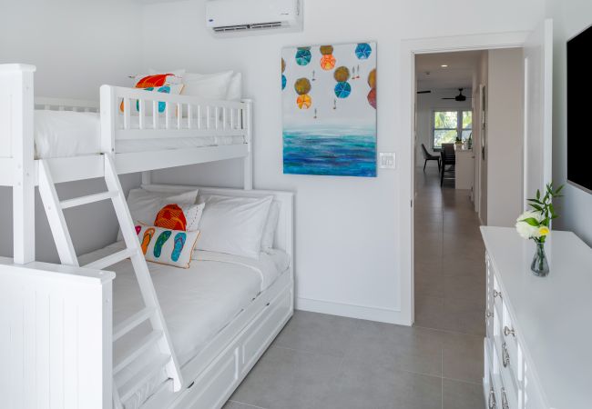 Condominium in Grace Bay - Carpe Diem 3 BR Condo Condominium in Grace Bay - Carpe Diem 3 BR Condo