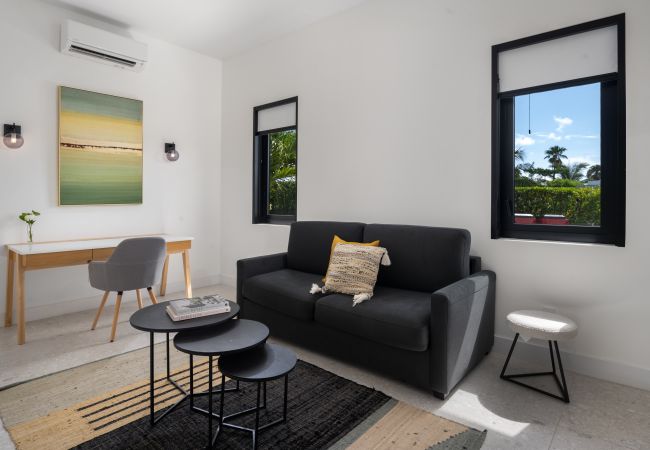 Villa in Leeward - Villa Serenity Villa in Leeward - Villa Serenity
