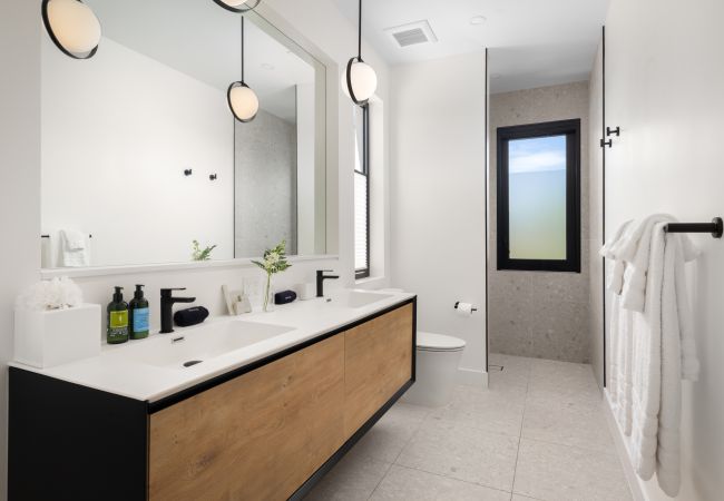 Villa in Leeward - Villa Serenity Villa in Leeward - Villa Serenity