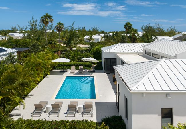 Villa in Leeward - Villa Serenity Villa in Leeward - Villa Serenity