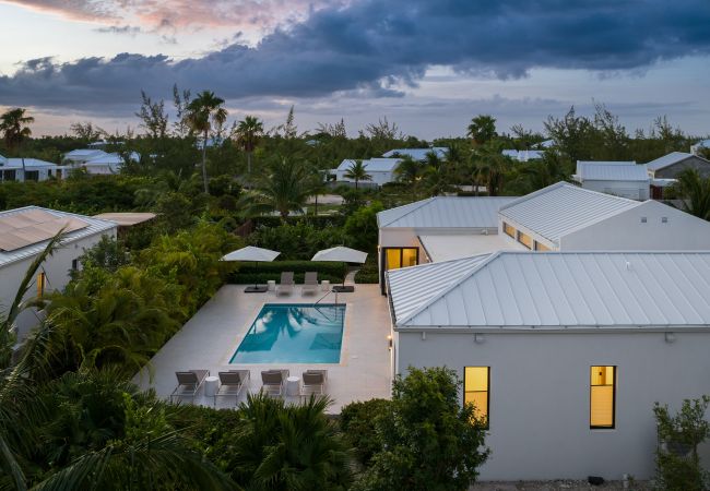 Villa in Leeward - Villa Serenity Villa in Leeward - Villa Serenity