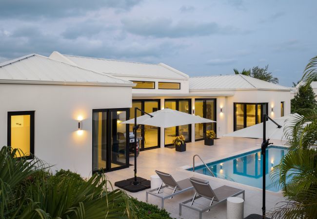 Villa in Leeward - Villa Serenity Villa in Leeward - Villa Serenity