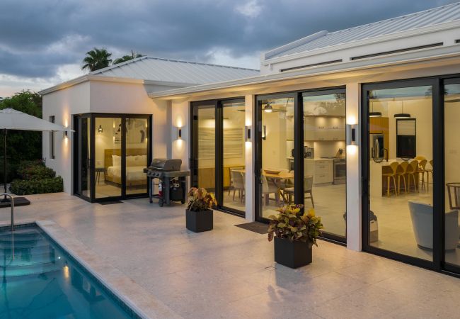 Villa in Leeward - Villa Serenity Villa in Leeward - Villa Serenity