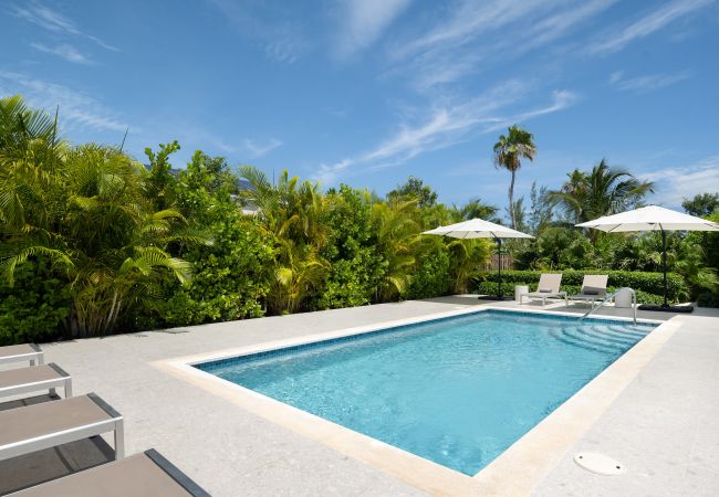Villa in Leeward - Villa Serenity Villa in Leeward - Villa Serenity