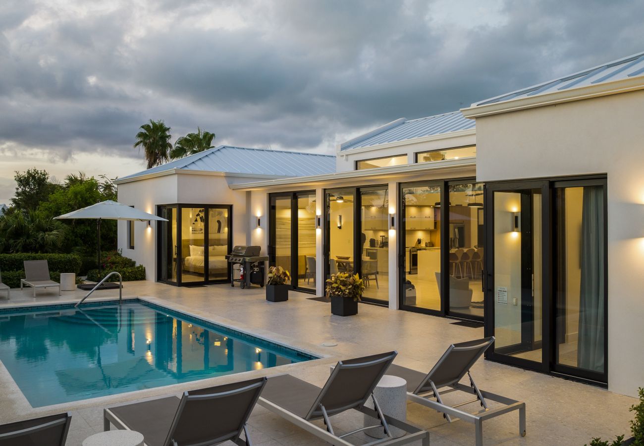 Villa in Leeward - Villa Serenity