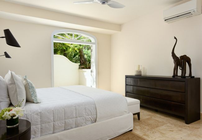 Villa in Long Bay - Villa Shambhala 5 BR Villa in Long Bay - Villa Shambhala 5 BR