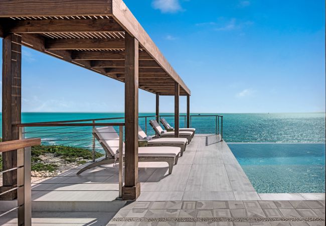 Villa in Long Bay - Coco Rock - Villa Julia Villa in Long Bay - Coco Rock - Villa Julia