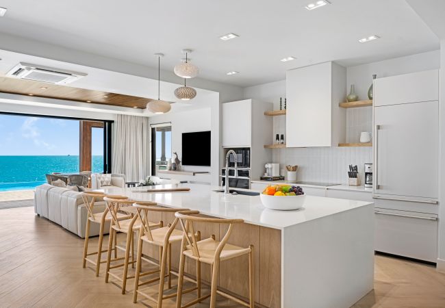 Villa in Long Bay - Coco Rock - Villa Julia Villa in Long Bay - Coco Rock - Villa Julia