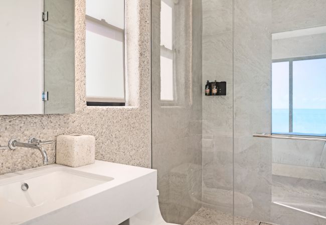 Villa in Long Bay - Coco Rock - Villa Julia Villa in Long Bay - Coco Rock - Villa Julia