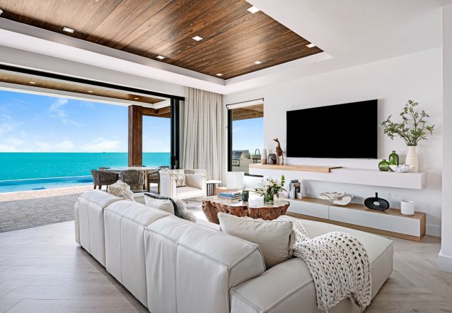 Villa in Long Bay - Coco Rock - Villa Julia Villa in Long Bay - Coco Rock - Villa Julia