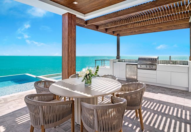 Villa in Long Bay - Coco Rock - Villa Julia Villa in Long Bay - Coco Rock - Villa Julia