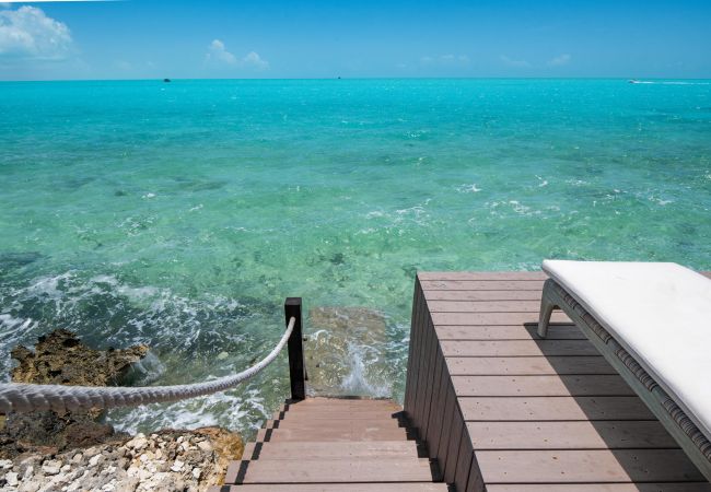 Villa in Long Bay - Coco Rock - Villa Julia Villa in Long Bay - Coco Rock - Villa Julia