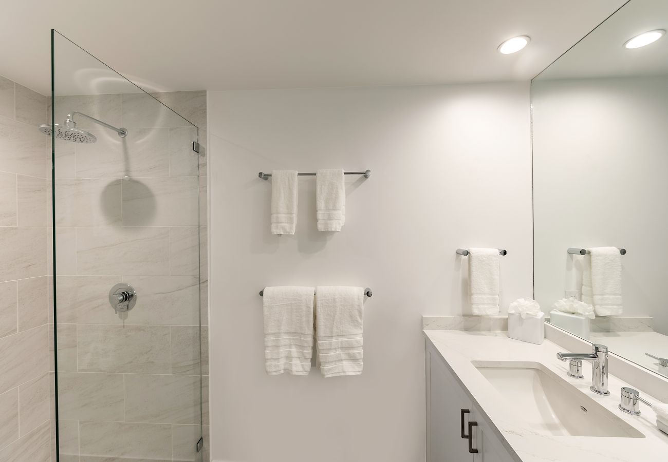 Condominium in Grace Bay - Carpe Diem 2 BR Condo Condominium in Grace Bay - Carpe Diem 2 BR Condo