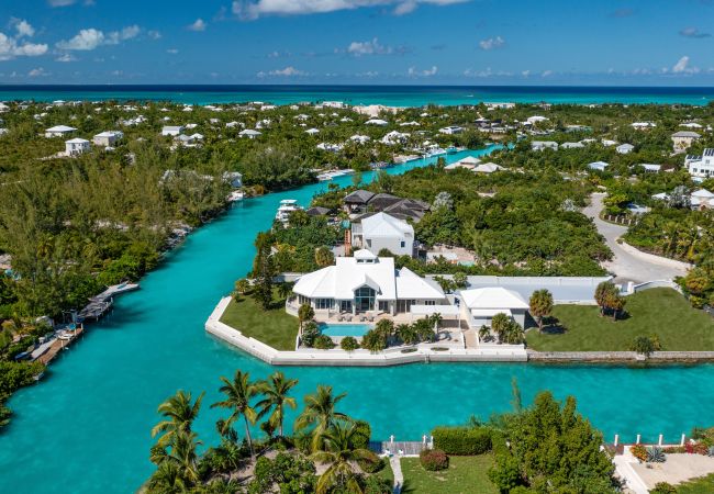 Villa in Leeward - Legacy Villa