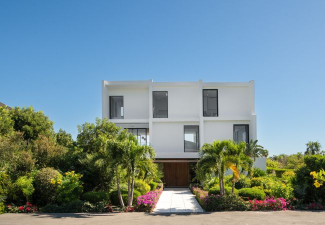 Villa in Long Bay - UXUE 4 BR Villa Villa in Long Bay - UXUE 4 BR Villa
