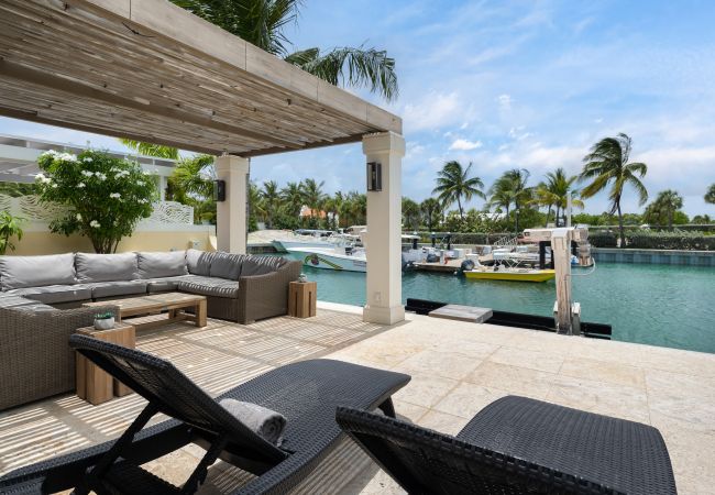 Villa in Leeward - Abundance and Prosperity Villa Villa in Leeward - Abundance and Prosperity Villa