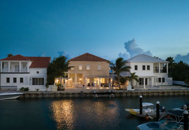 Villa in Leeward - Abundance and Prosperity Villa Villa in Leeward - Abundance and Prosperity Villa