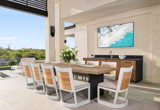 Villa in Leeward - Young Villa Villa in Leeward - Young Villa