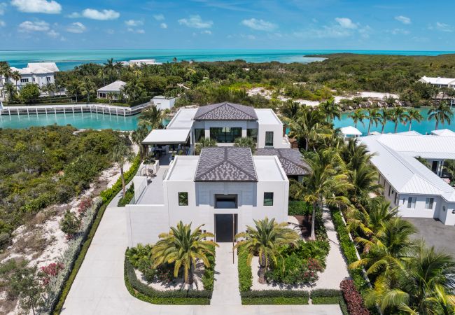 Villa in Leeward - Young Villa Villa in Leeward - Young Villa