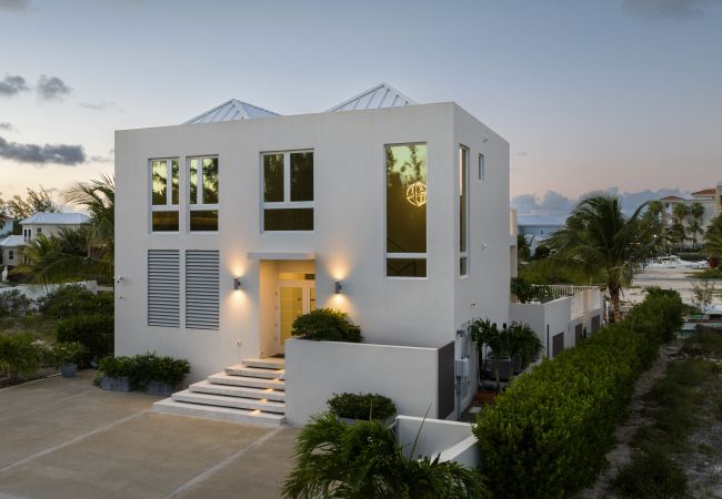 Villa in Leeward - Villa De Marco Villa in Leeward - Villa De Marco