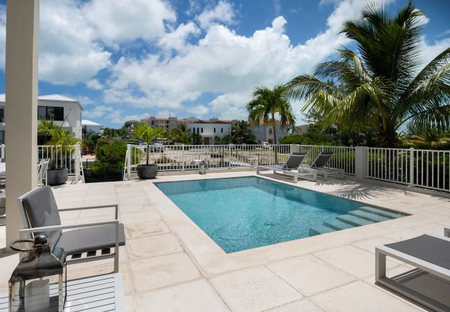 Villa in Leeward - Villa De Marco Villa in Leeward - Villa De Marco