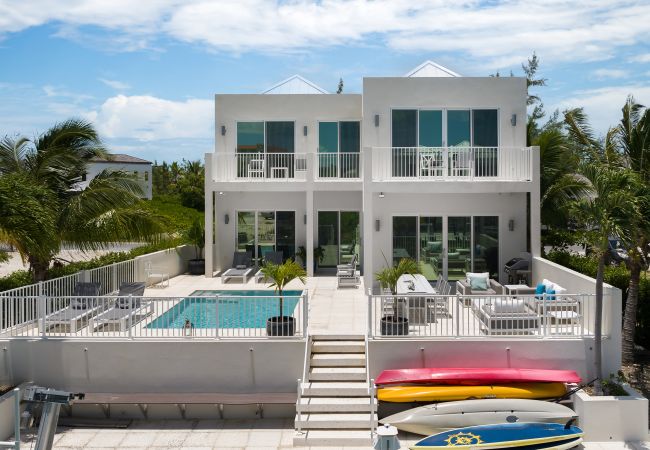 Villa in Leeward - Villa De Marco Villa in Leeward - Villa De Marco