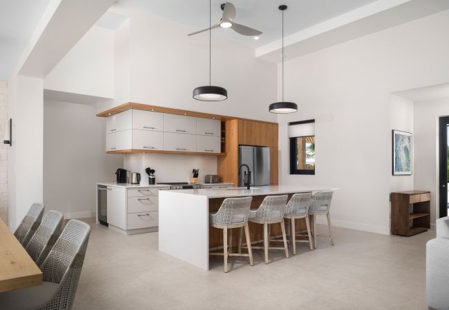 Villa in Leeward - Upper East Side Enclave # 18 Villa in Leeward - Upper East Side Enclave # 18