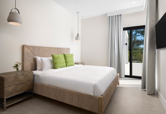 Villa in Leeward - Upper East Side Enclave # 18 Villa in Leeward - Upper East Side Enclave # 18