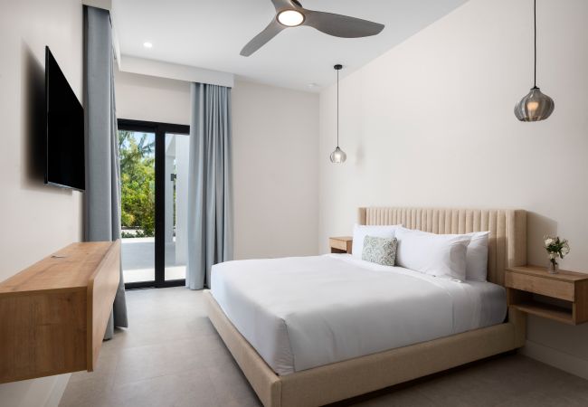 Villa in Leeward - Upper East Side Enclave # 18 Villa in Leeward - Upper East Side Enclave # 18