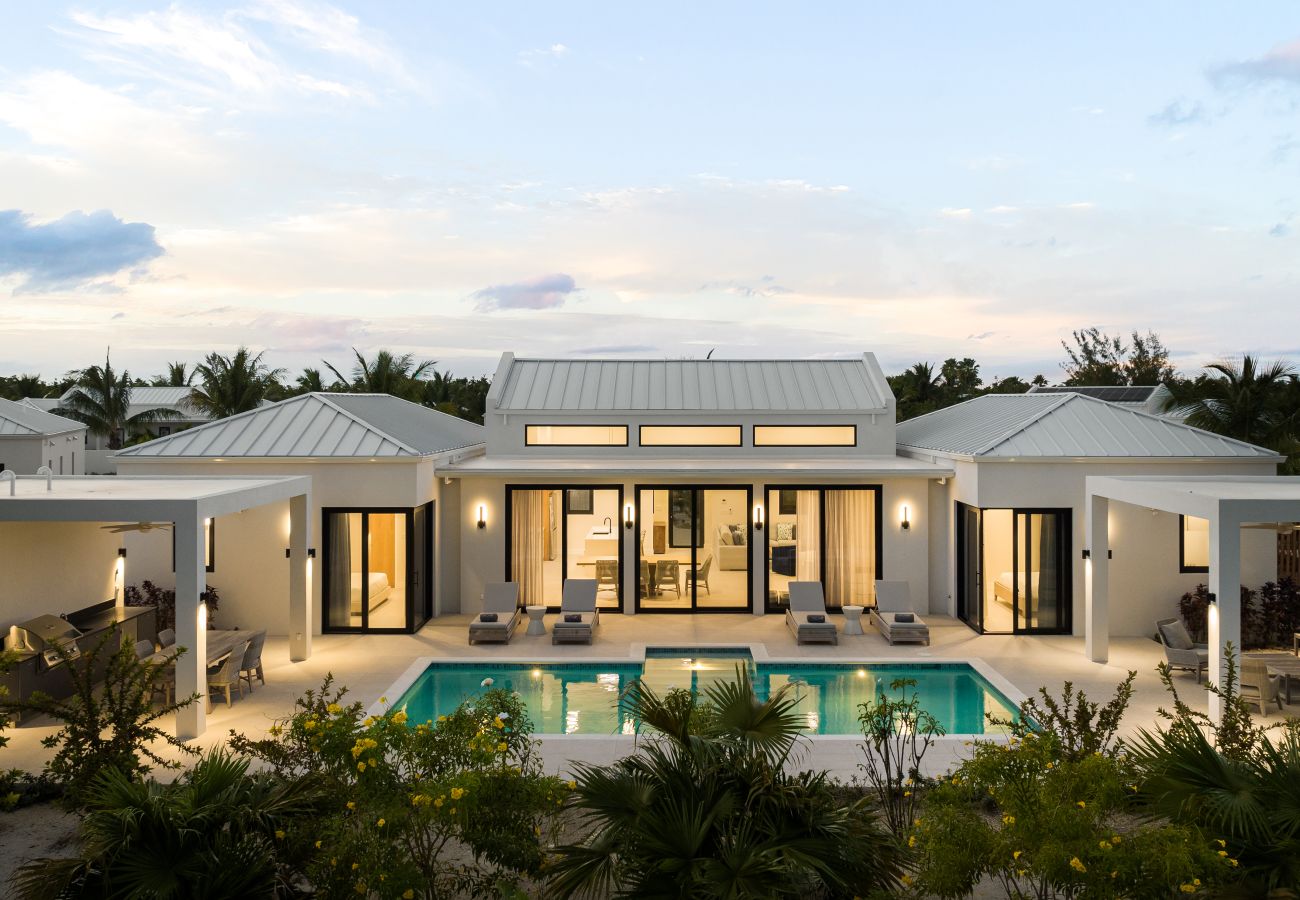 Villa in Leeward - Upper East Side Enclave # 18