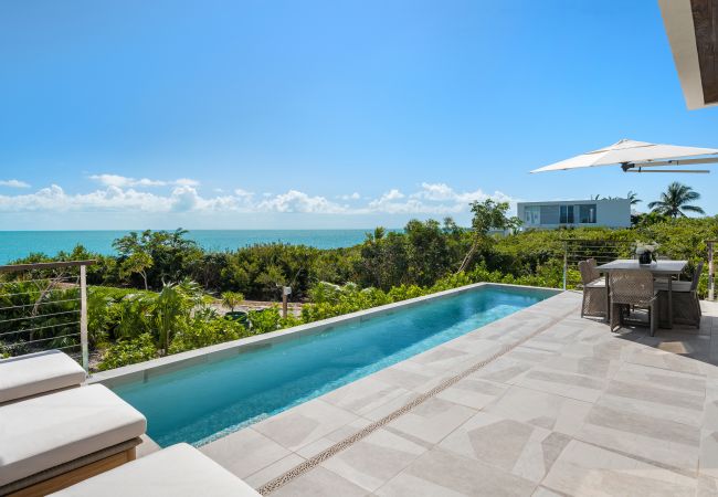 Villa in Long Bay - Coco Rock - Villa Angelina Villa in Long Bay - Coco Rock - Villa Angelina