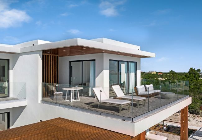 Villa in Long Bay - Coco Rock Villas (Villa Julia and Villa Angelina) Villa in Long Bay - Coco Rock Villas (Villa Julia and Villa Angelina)