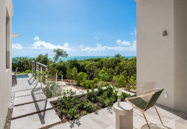 Villa in Long Bay - Coco Rock Villas (Villa Julia and Villa Angelina) Villa in Long Bay - Coco Rock Villas (Villa Julia and Villa Angelina)