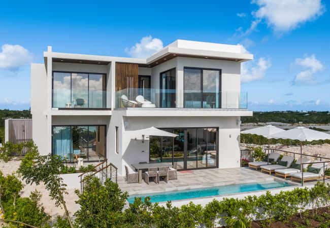 Villa in Long Bay - Coco Rock Villas (Villa Julia and Villa Angelina) Villa in Long Bay - Coco Rock Villas (Villa Julia and Villa Angelina)