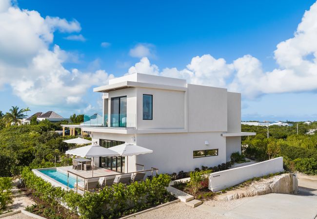 Villa in Long Bay - Coco Rock Villas (Villa Julia and Villa Angelina) Villa in Long Bay - Coco Rock Villas (Villa Julia and Villa Angelina)