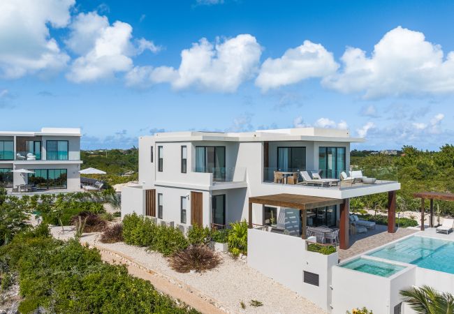Villa in Long Bay - Coco Rock Villas (Villa Julia and Villa Angelina) Villa in Long Bay - Coco Rock Villas (Villa Julia and Villa Angelina)
