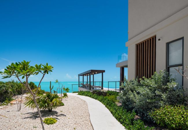 Villa in Long Bay - Coco Rock Villas (Villa Julia and Villa Angelina) Villa in Long Bay - Coco Rock Villas (Villa Julia and Villa Angelina)