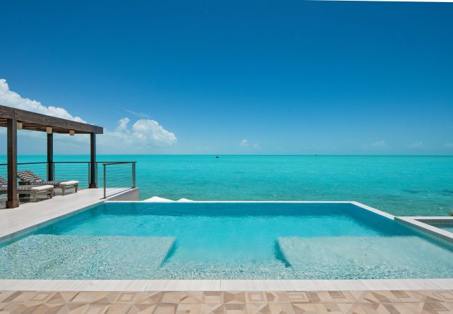 Villa in Long Bay - Coco Rock Villas (Villa Julia and Villa Angelina) Villa in Long Bay - Coco Rock Villas (Villa Julia and Villa Angelina)