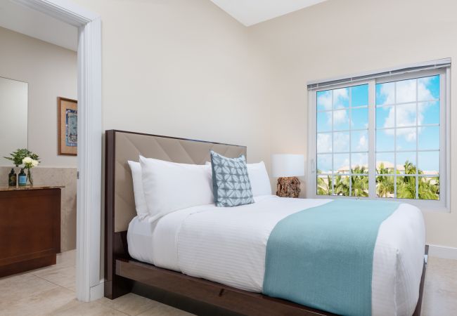 Condominium in Grace Bay - One Grace Bay Townhomes 2 BR (K205) Condominium in Grace Bay - One Grace Bay Townhomes 2 BR (K205)