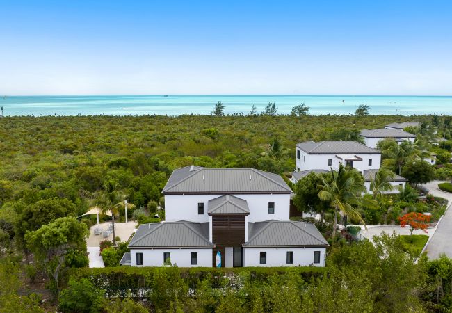 Villa in Long Bay - Chinook Villa Villa in Long Bay - Chinook Villa