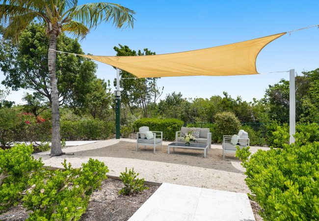 Villa in Long Bay - Chinook Villa Villa in Long Bay - Chinook Villa