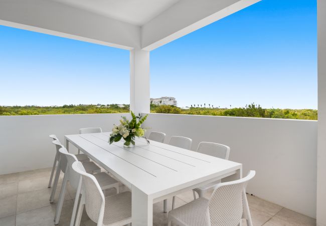 Villa in Long Bay - Chinook Villa Villa in Long Bay - Chinook Villa