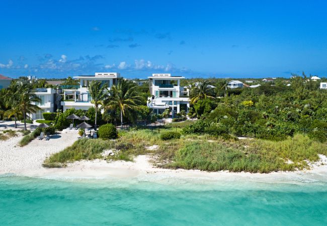 Villa in Long Bay - Goldfinger Villa