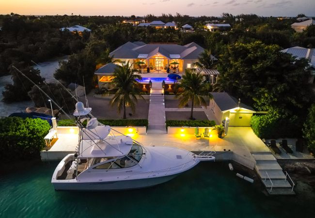 Villa in Leeward - Villa Cariad