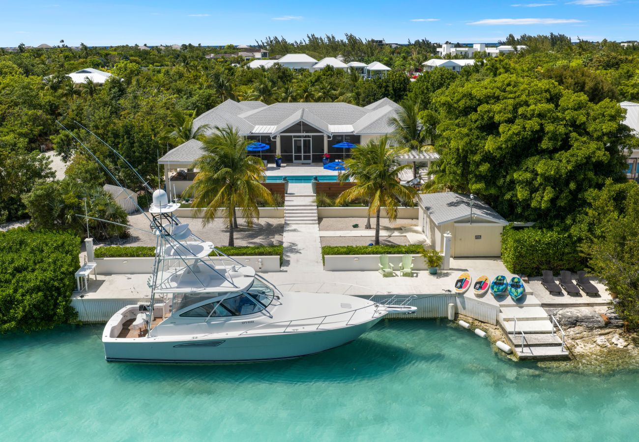 Villa in Leeward - Villa Cariad