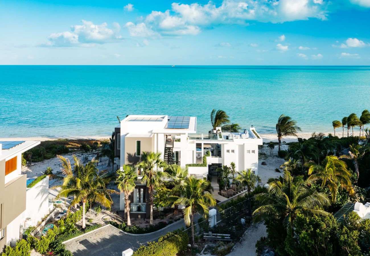 Villa in Long Bay - Villa Blue Lagoon 4 BR